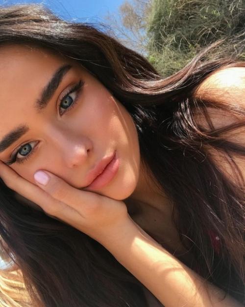 Она это дана фесенко и крутая! 05