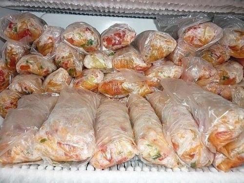 Мы сохраняем овощи и фрукты методом заморозки. 05 Мы сохраняем овощи и фрукты методом заморозки. 05