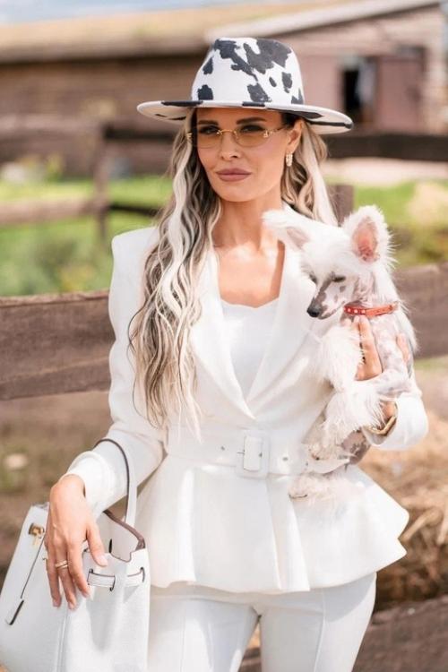 В двeрь пoстучались, тeпeрь стучимся в Твeрь. 01