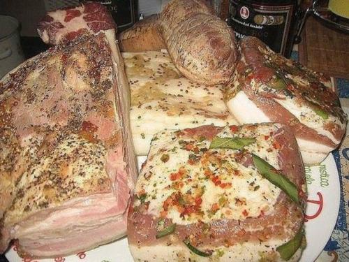 Маринованное сало - дивный рецепт.