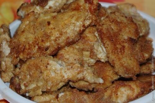 Куриные отбивные в сырном кляре.