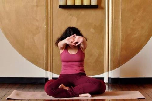 12 несложных упражнений, которые позволят вам забыть о болях в спине. 07 12 несложных упражнений, которые позволят вам забыть о болях в спине. 07