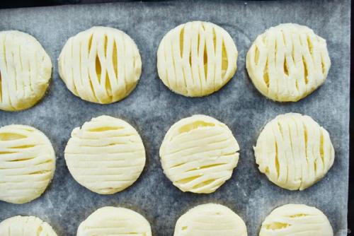 Слойки с ананасом. 05 Слойки с ананасом. 05