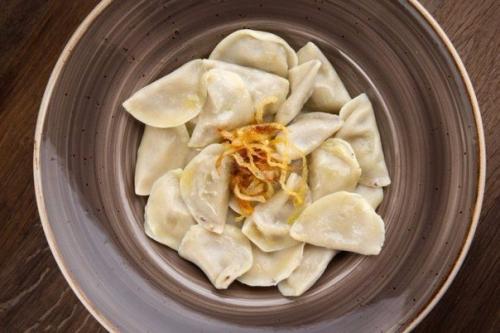 Классические, сытные, сладкие и даже ленивые - и все эти вареники получатся с первого раза! Классические, сытные, сладкие и даже ленивые - и все эти вареники получатся с первого раза!