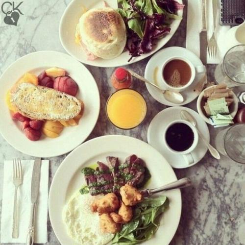 10 продуктов, которые нельзя есть на голодный желудок. 10 продуктов, которые нельзя есть на голодный желудок.