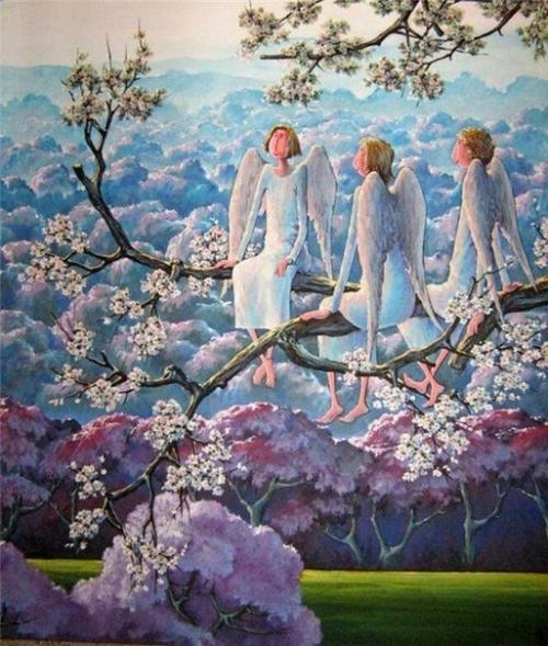 Три светлых Ангела стояли над душой.