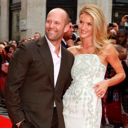 Актер Джейсон стейтем и его возлюбленная роузи хантингтон - уайтли ждут второго ребенка. 04