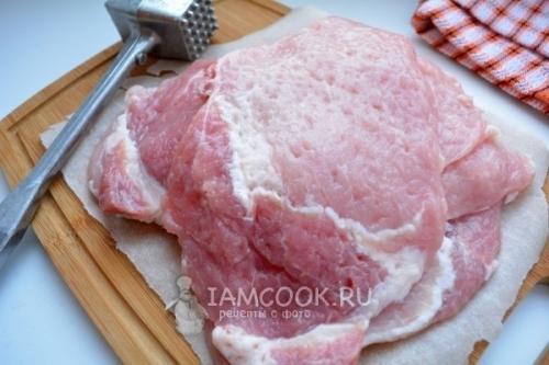 Рулетики из свинины с ананасами и сыром. 01 Рулетики из свинины с ананасами и сыром. 01