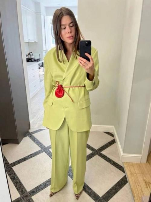 Осень - это вовсе не повод в темные цвета облачаться. 05