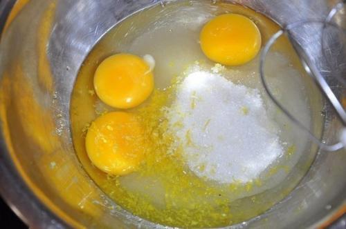 Бискотти.   Бискотти - это знаменитая итальянская сладость, которую очень легко приготовить в домашних условиях. 02