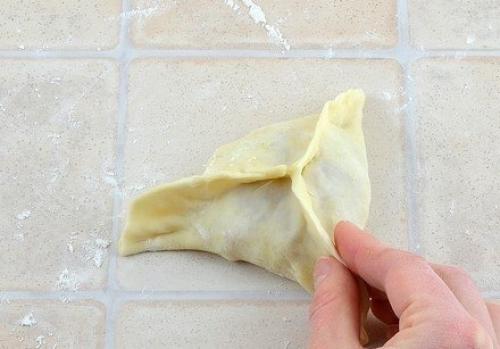 Нежное куриное мясо в хрустящем слоеном тесте. 06 Нежное куриное мясо в хрустящем слоеном тесте. 06