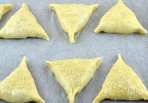 Нежное куриное мясо в хрустящем слоеном тесте. 08 Нежное куриное мясо в хрустящем слоеном тесте. 08