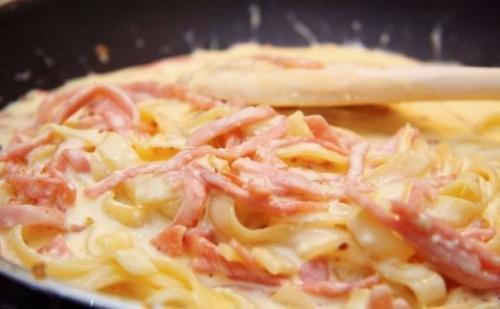 Тальятелле с ветчиной и сливочным соусом. 05 Тальятелле с ветчиной и сливочным соусом. 05