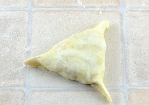 Нежное куриное мясо в хрустящем слоеном тесте. 07 Нежное куриное мясо в хрустящем слоеном тесте. 07