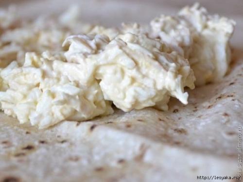 Рулеты из лаваша с курицей и плавленым сырком. 04 Рулеты из лаваша с курицей и плавленым сырком. 04