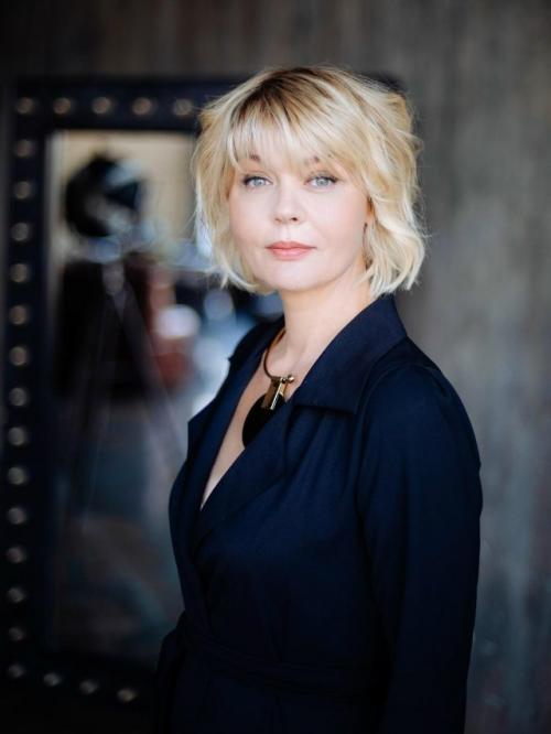 Недавно потерявшая мать Юлия Меньшова поделилась своими мыслями о прошедшем году.  