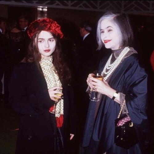 Актриса Хелена Бонэм картер со своей мамой Еленой проппер де кальехон. 01