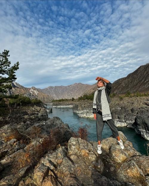 Алла михеева ночью общалась с поклонниками и была в слезах. 02