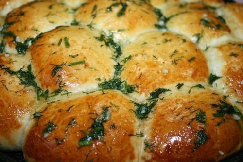 Пампушки чесночные.  Ингредиенты: Пампушки чесночные.  Ингредиенты: