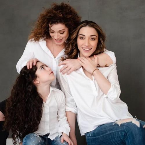 Актpuce Алeнe хмeльнuцкoй ucпoлнuлocь 50 лет. 03