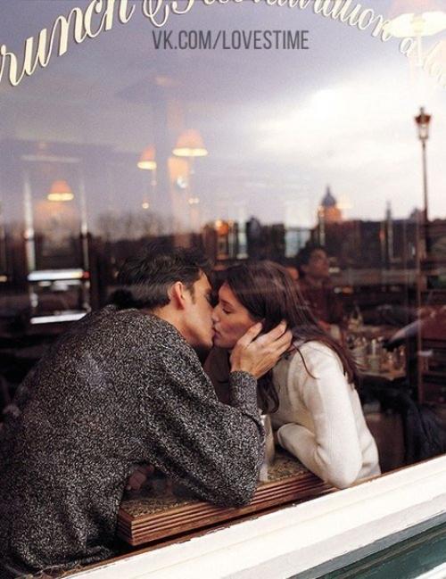 Женщина - это огонь в очаге, это тепло в постели, это аромат на кухне. 01