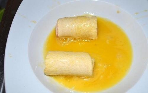 Жареные рулетики из хлеба. 06 Жареные рулетики из хлеба. 06