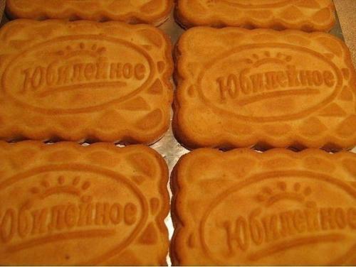 Торт из печенья без выпечки. 01