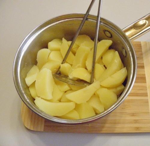 Зразы.  Ингредиенты:   Картофель - 900 г. 04