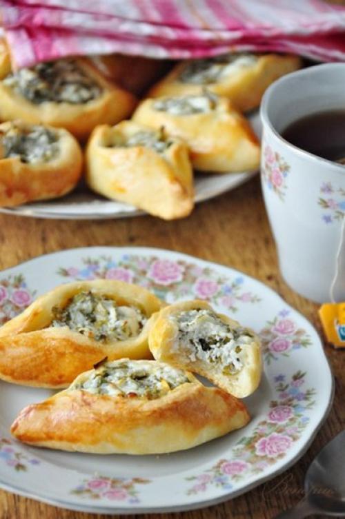 Погача (восточные пирожки) с сыром Фета. 01 Погача (восточные пирожки) с сыром Фета. 01