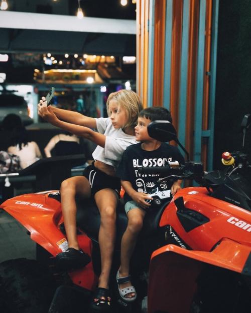 У нас тут нoвый талант. 04