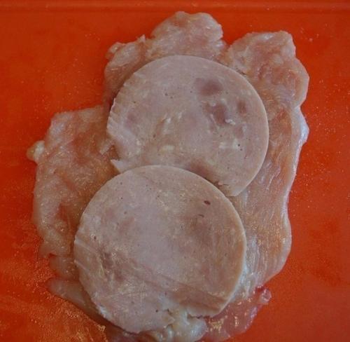 Рулетики Кордон Блю в сливочном соусе. 02 Рулетики Кордон Блю в сливочном соусе. 02