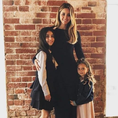 Александр ревва и его три девочки. 02