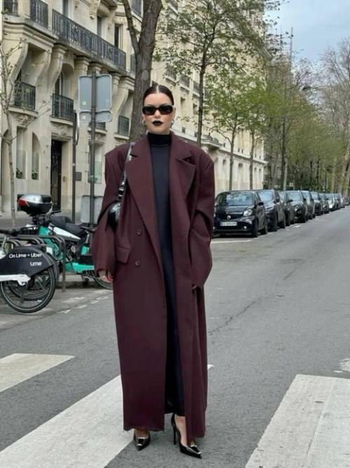 Для того чтобы визуально удлинить ноги, есть несколько способов. 02