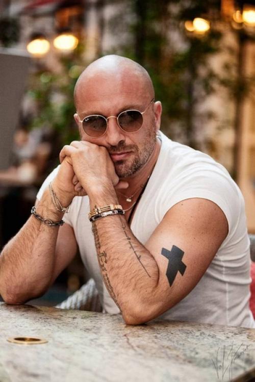 Человек - харизма!   А вам нравится актер Дмитрий нагиев? 03