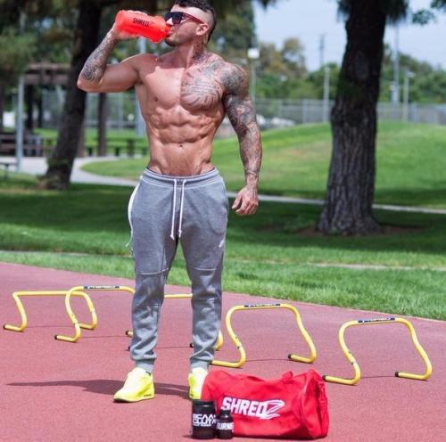 8 самых полезных напитков.