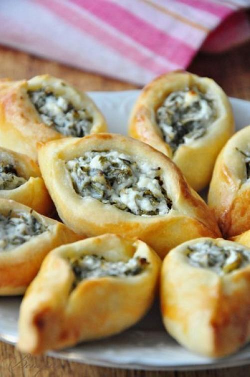 Погача (восточные пирожки) с сыром Фета. 02 Погача (восточные пирожки) с сыром Фета. 02