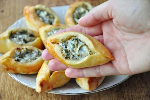 Погача (восточные пирожки) с сыром Фета. 03 Погача (восточные пирожки) с сыром Фета. 03