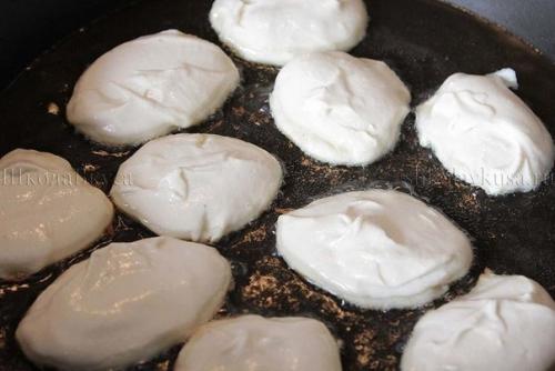 Сырники из творога с бананом. 04