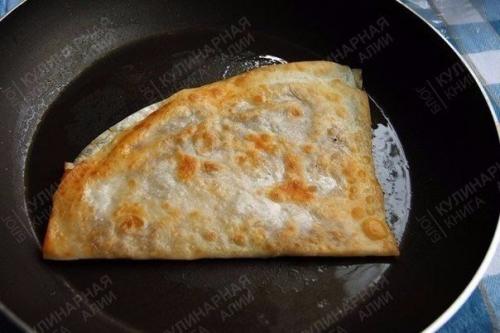 Ленивые чебуреки.  Получилось настолько вкусно, что даже не ожидала! 07