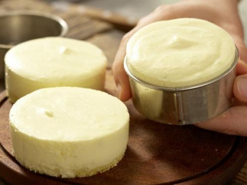 Бисквитные тортики с сливочным кремом. 09 Бисквитные тортики с сливочным кремом. 09