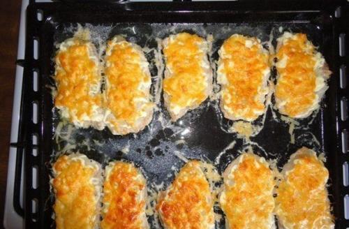 Мясо по-французски.   Ингредиенты: 04 Мясо по-французски.   Ингредиенты: 04