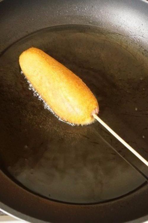 Корн - дог (или сосиска в тесте). 05 Корн - дог (или сосиска в тесте). 05