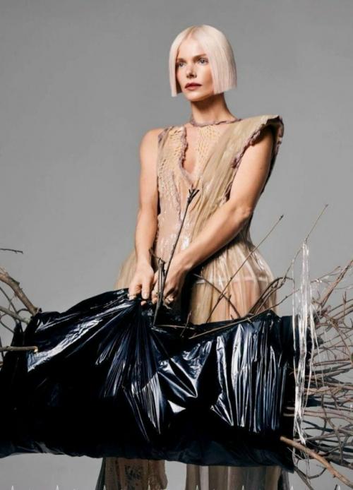 Елизавета боярская стала героиней декабрьского номера петербургского журнала - и в новом образе выглядит совсем иначе, чем привыкли её видеть. 02