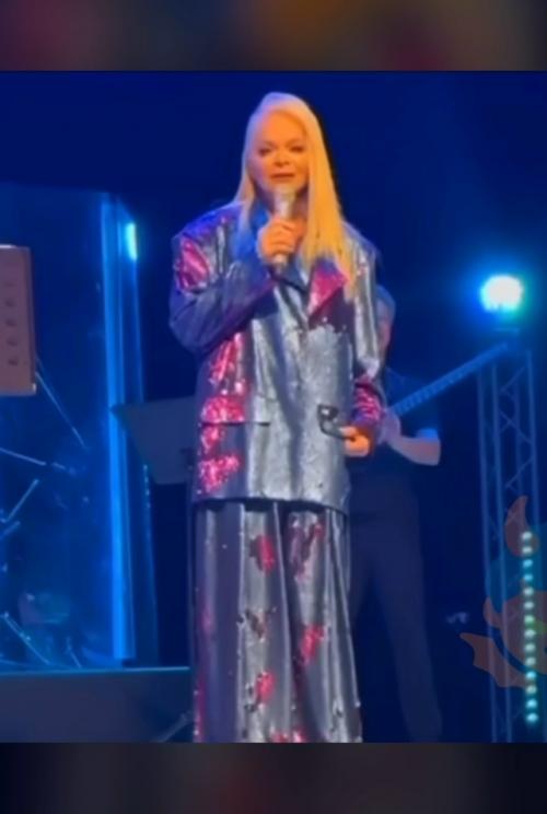 Значит, вы Меня Поддерживаете - Лариса долина обратилась к зрителям в наро-фоминске с пламенной речью. 01