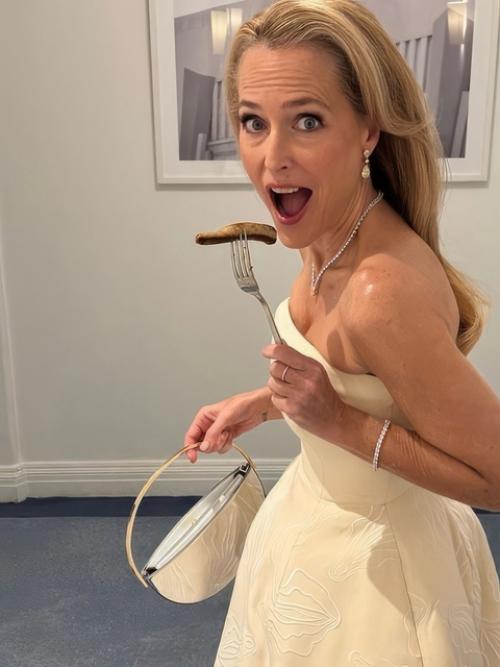 Не Многие Вспомнят: молодое поколение, вероятно, не знает, чем именно была знаменита эта женщина в своей юности. 02