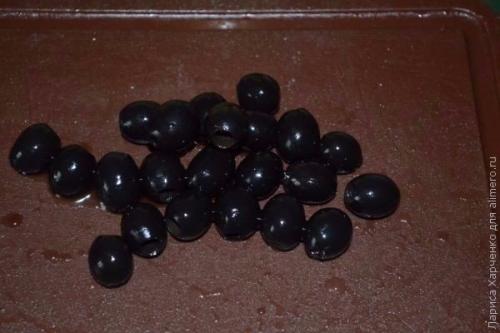 Салат с курицей, овощами и кунжутом. 02