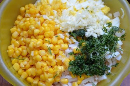 Салат с кальмарами, крабовыми палочками и кукурузой от Наташи чагай. 05 Салат с кальмарами, крабовыми палочками и кукурузой от Наташи чагай. 05