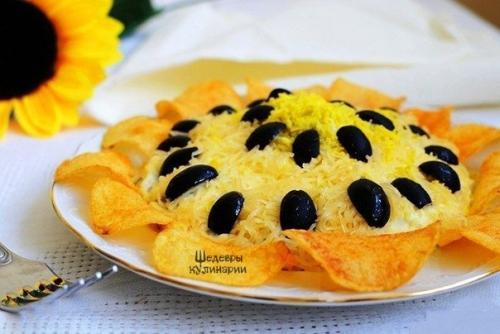 Тор - 10 рецептов приготовления праздничных салатов.

