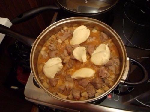 Мясо в Сырном Соусе. 03 Мясо в Сырном Соусе. 03