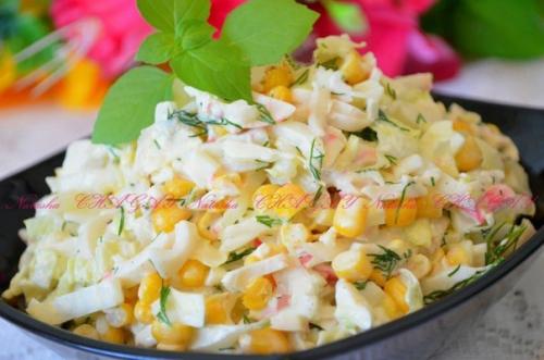Салат с кальмарами, крабовыми палочками и кукурузой от Наташи чагай. Салат с кальмарами, крабовыми палочками и кукурузой от Наташи чагай.
